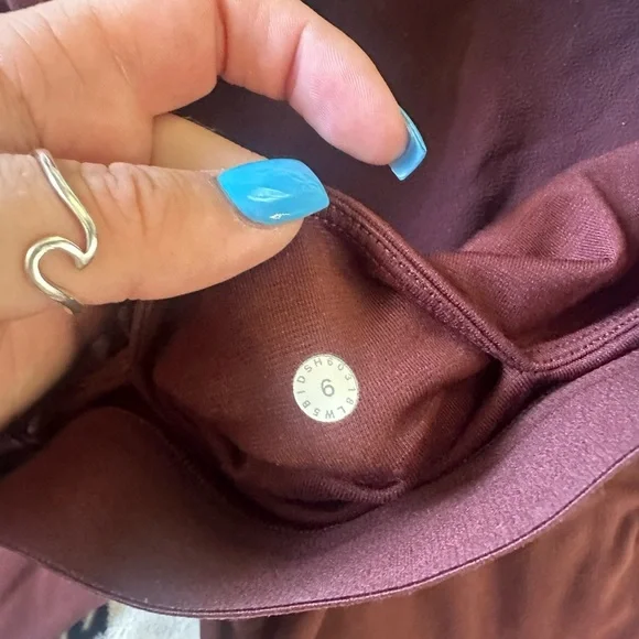 Lululemon principal dancer gold lined leggings size 6 - Picture 6 of 6